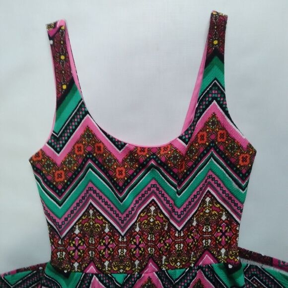 Blue Rain Colorful Chevron Pattern Fit and Flare Mini Length Dress Women's Small - Picture 11 of 12